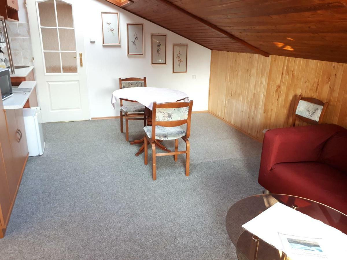 Ferienwohnung Privat - Melanie Vrchlabí Exterior foto